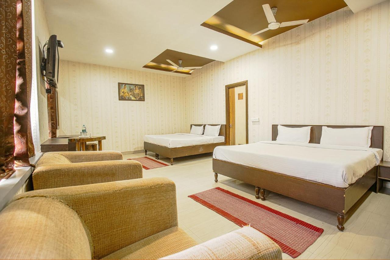 Hotel Hk Continental Амритсар Экстерьер фото